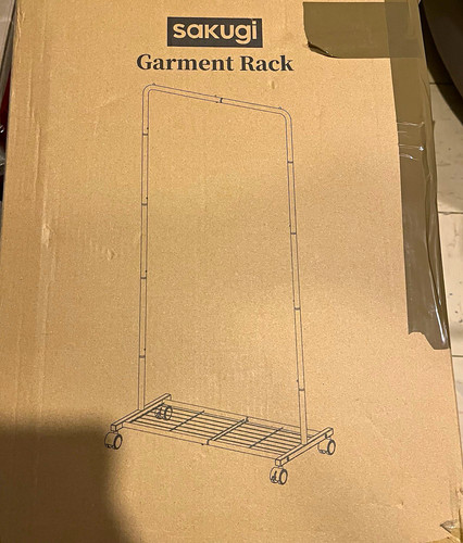 Sakugi freestanding garment - freestanding,